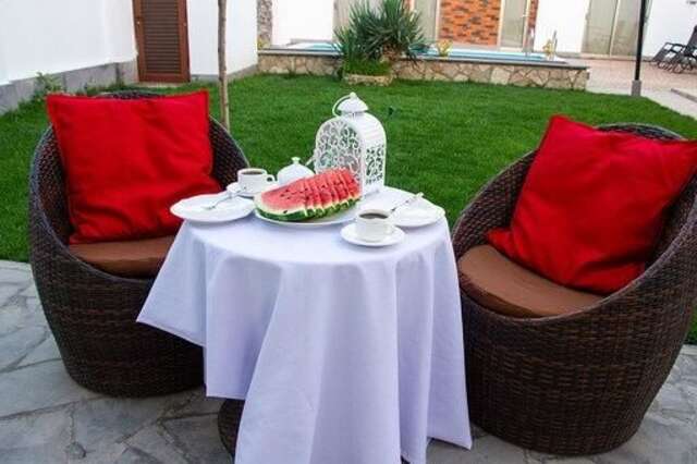 Отели типа «постель и завтрак» Garden Lounge Hotel Ереван-24